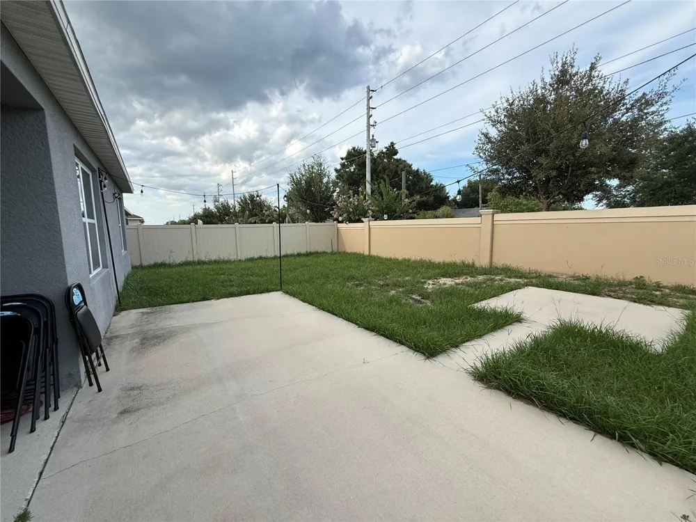 3597 YARIAN Haines City, FL 33844