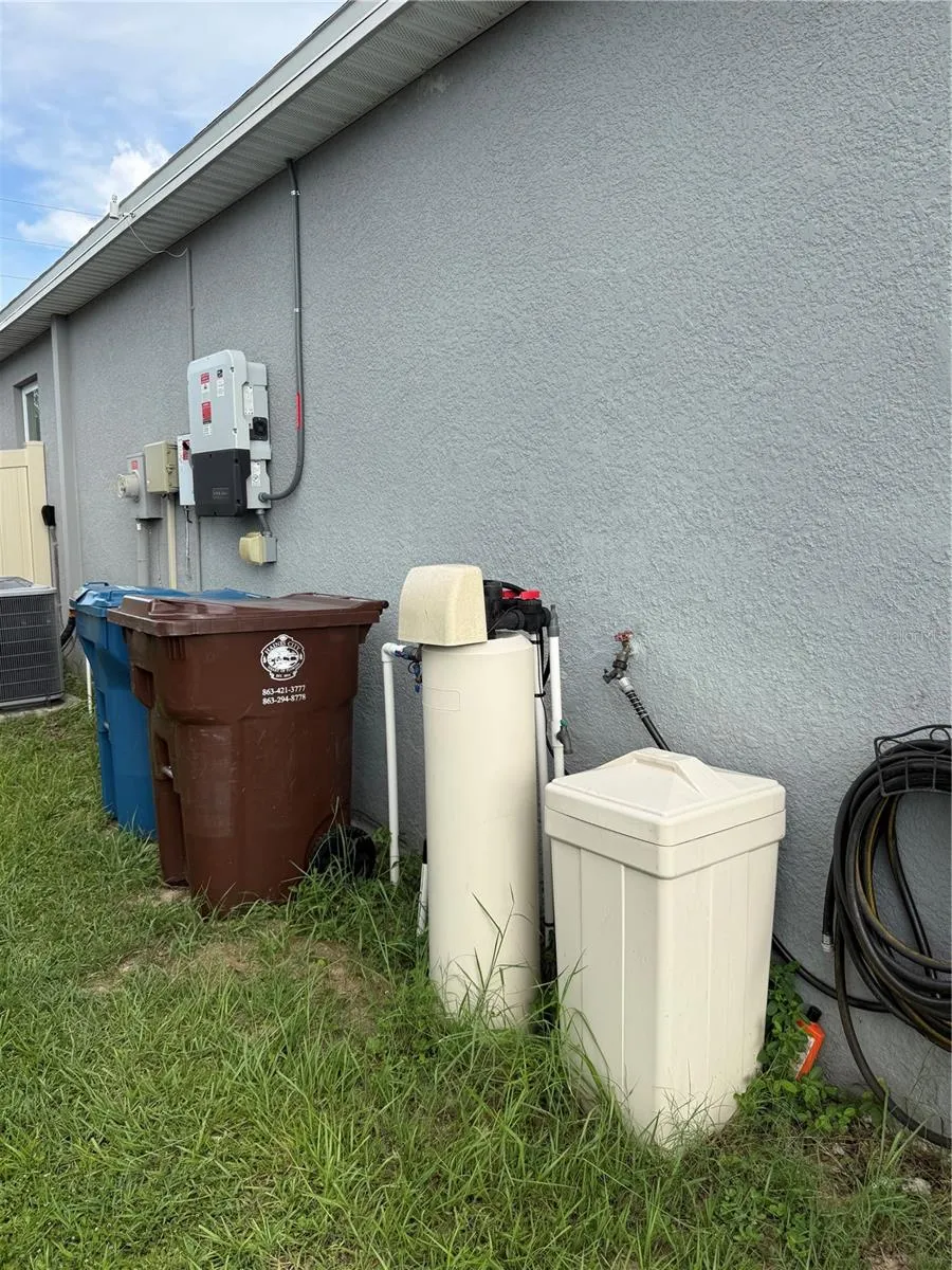 3597 YARIAN Haines City, FL 33844