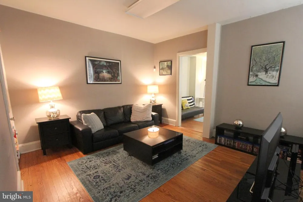 8107 GERMANTOWN AVENUE #1ST FLOOR Philadelphia, PA 19118