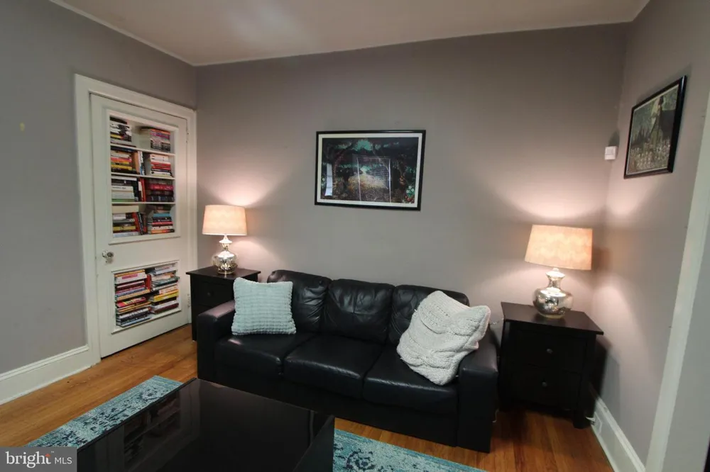 8107 GERMANTOWN AVENUE #1ST FLOOR Philadelphia, PA 19118