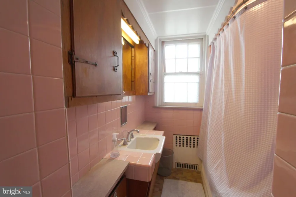 8107 GERMANTOWN AVENUE #1ST FLOOR Philadelphia, PA 19118