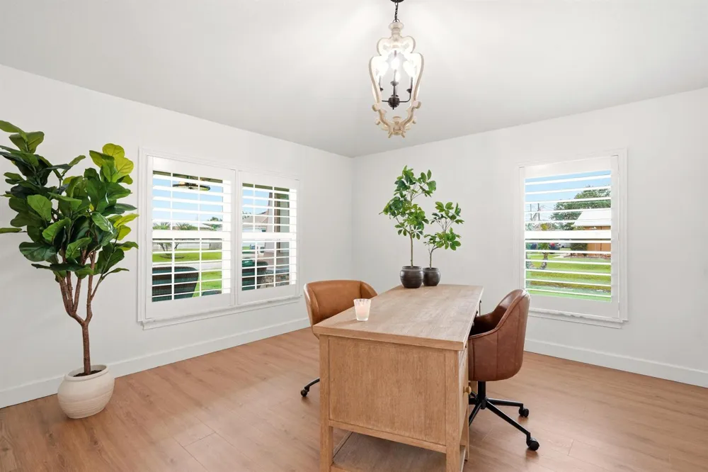 5825 NW Bates Avenue Port St. Lucie, FL 34986