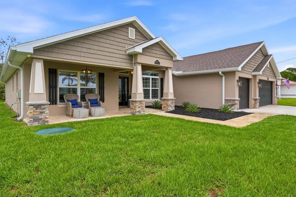 5825 NW Bates Avenue Port St. Lucie, FL 34986