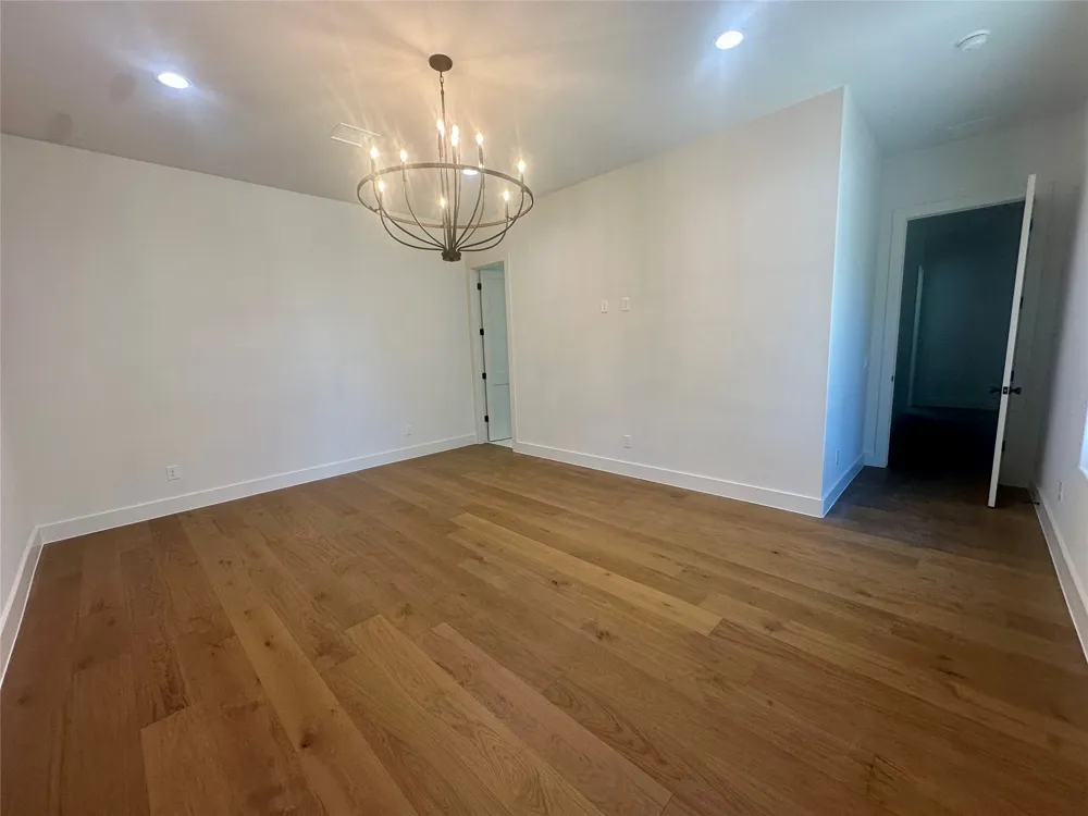 304 Comet Lakeway, TX 78734