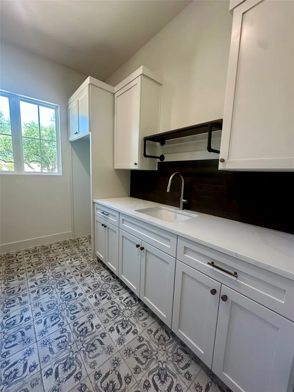 304 Comet Lakeway, TX 78734