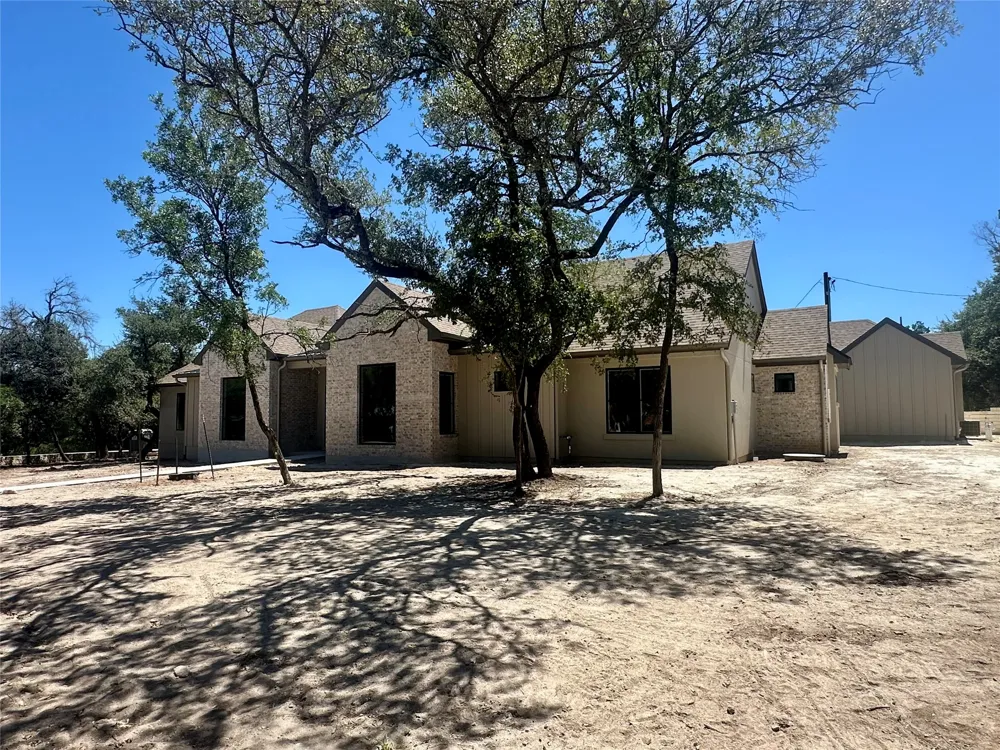 304 Comet Lakeway, TX 78734
