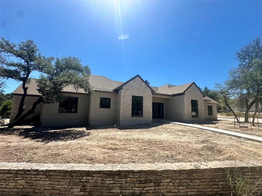 304 Comet Lakeway, TX 78734