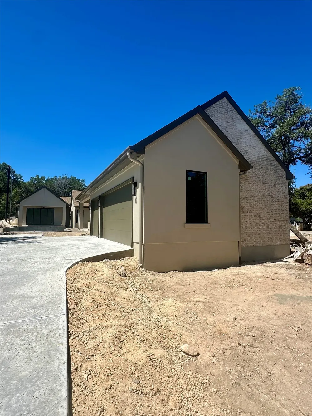 304 Comet Lakeway, TX 78734