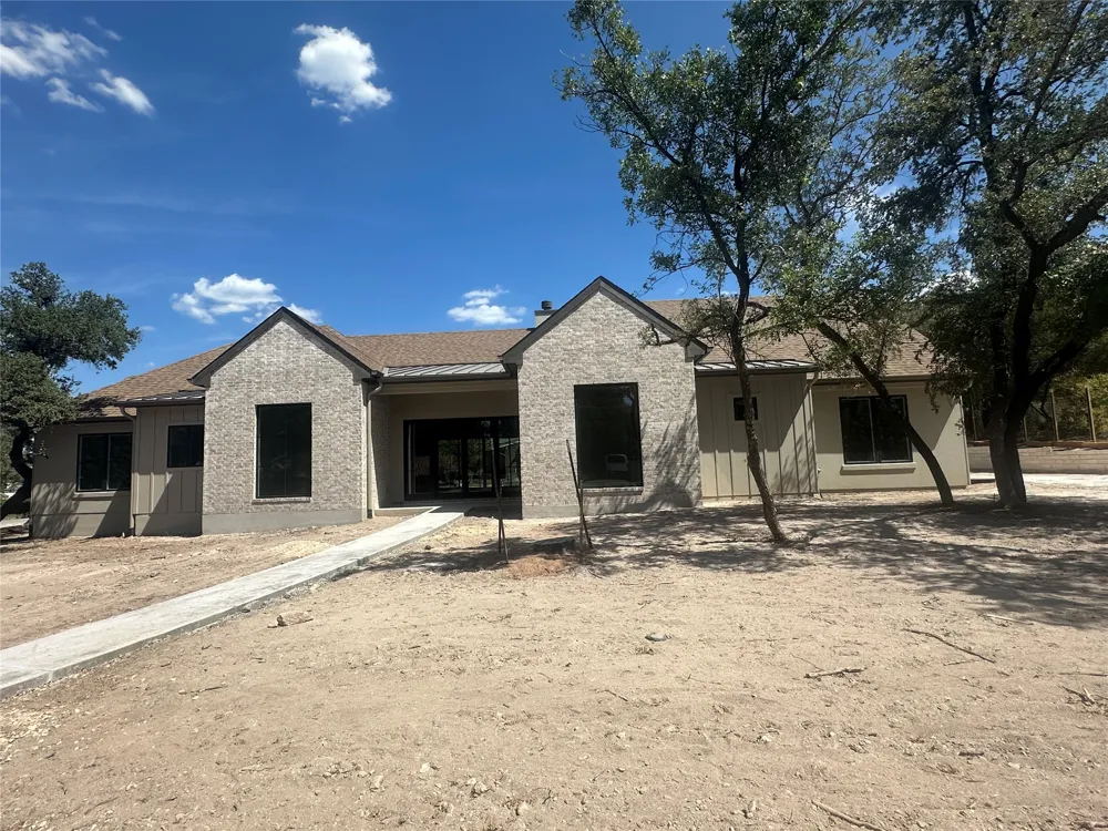 304 Comet Lakeway, TX 78734
