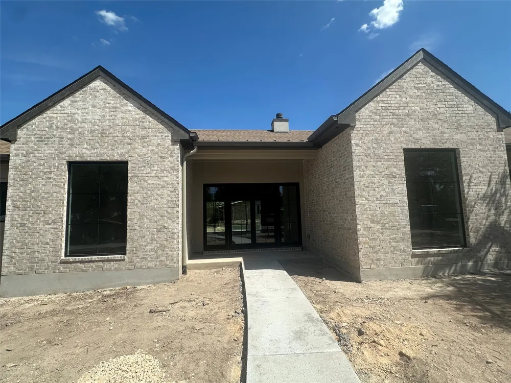 304 Comet Lakeway, TX 78734