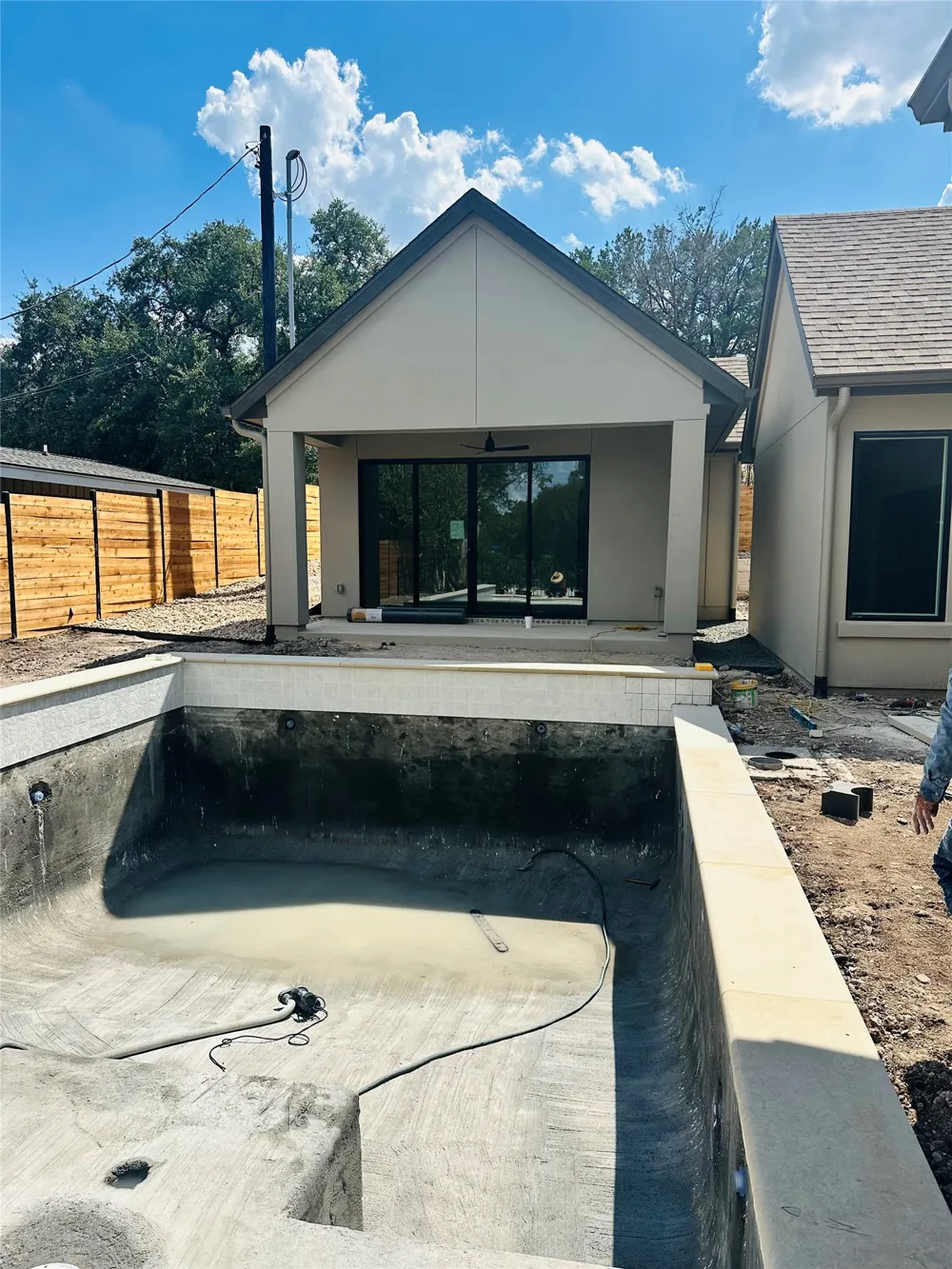 304 Comet Lakeway, TX 78734