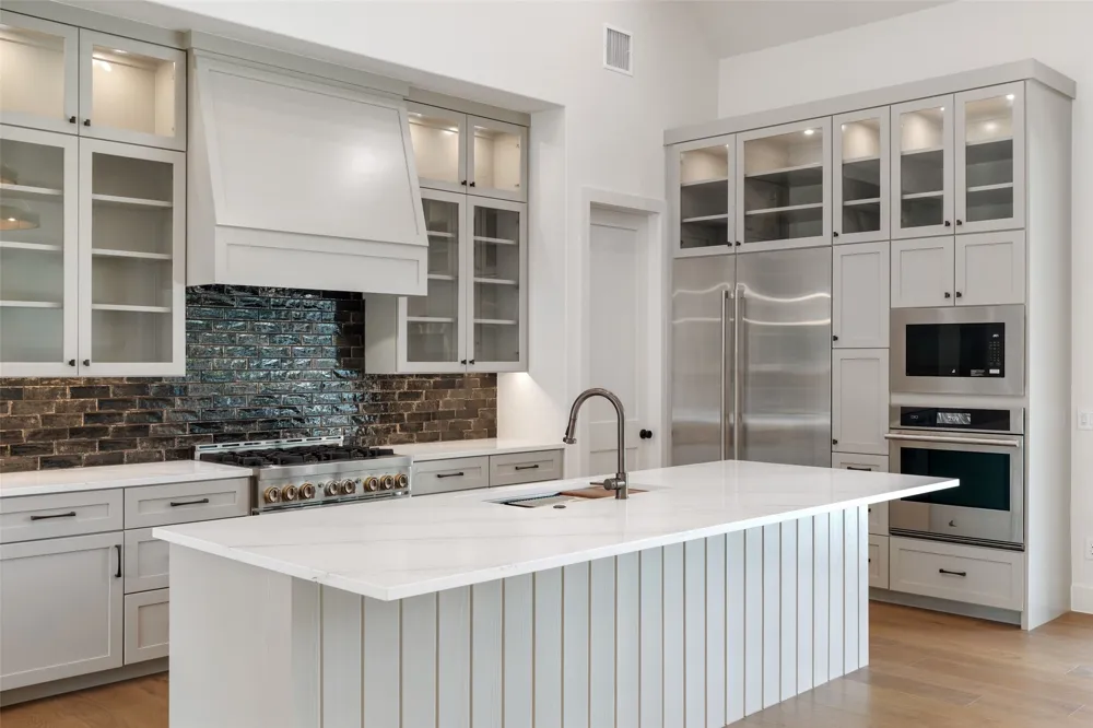 304 Comet Lakeway, TX 78734