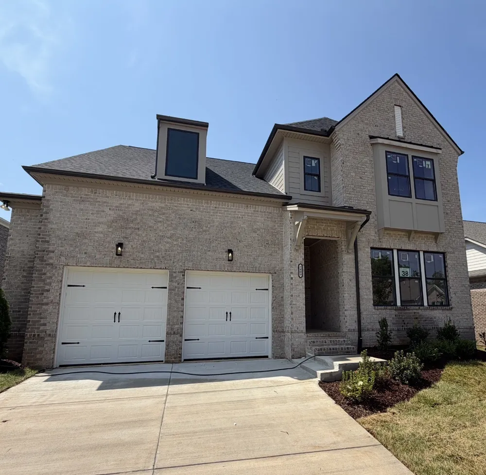 2409 Nolan Dr Franklin, TN 37064