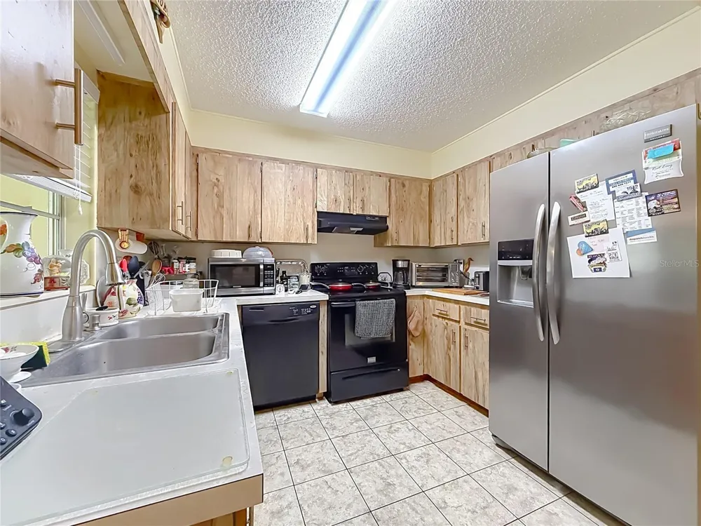 8665 SW 94TH STREET #B ocala, FL 34481