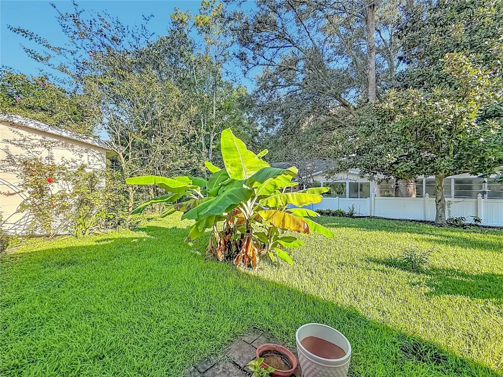 8665 SW 94TH STREET #B ocala, FL 34481