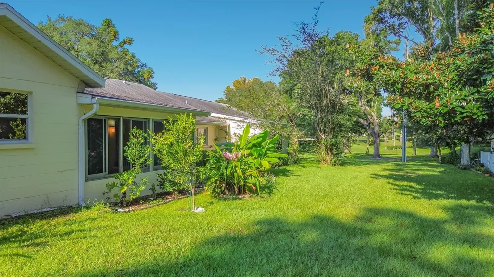 8665 SW 94TH STREET #B ocala, FL 34481