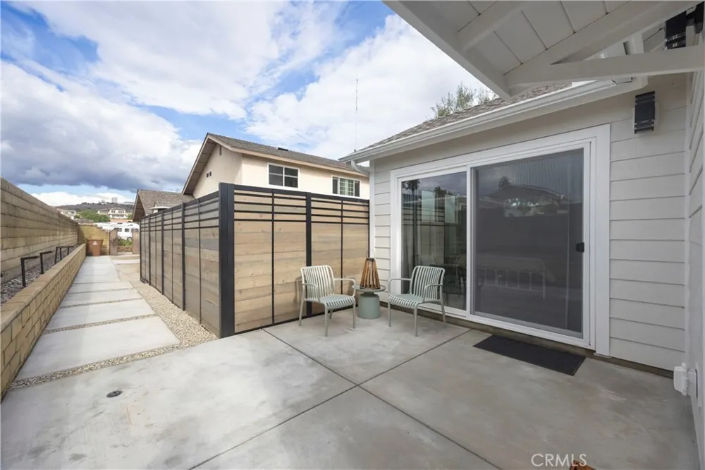 17764 La Entrada Yorba Linda, CA 92886