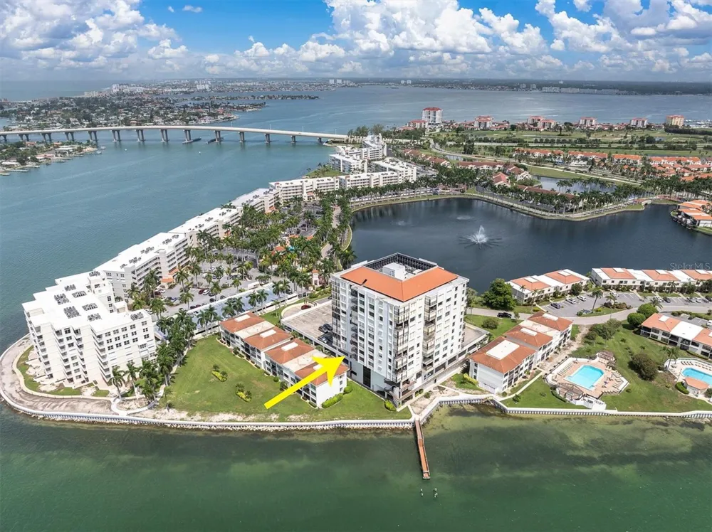 6287 BAHIA DEL MAR CIRCLE #401 St Petersburg, FL 33715