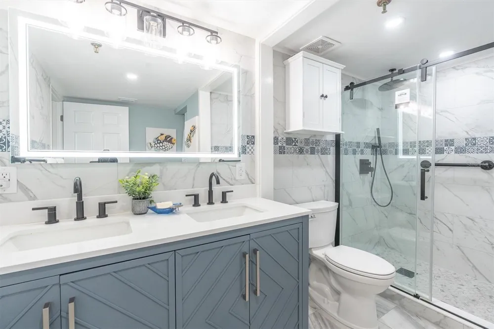 6287 BAHIA DEL MAR CIRCLE #401 St Petersburg, FL 33715