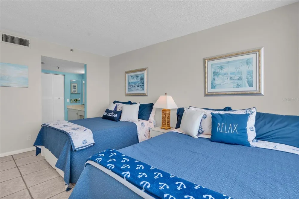 6287 BAHIA DEL MAR CIRCLE #401 St Petersburg, FL 33715