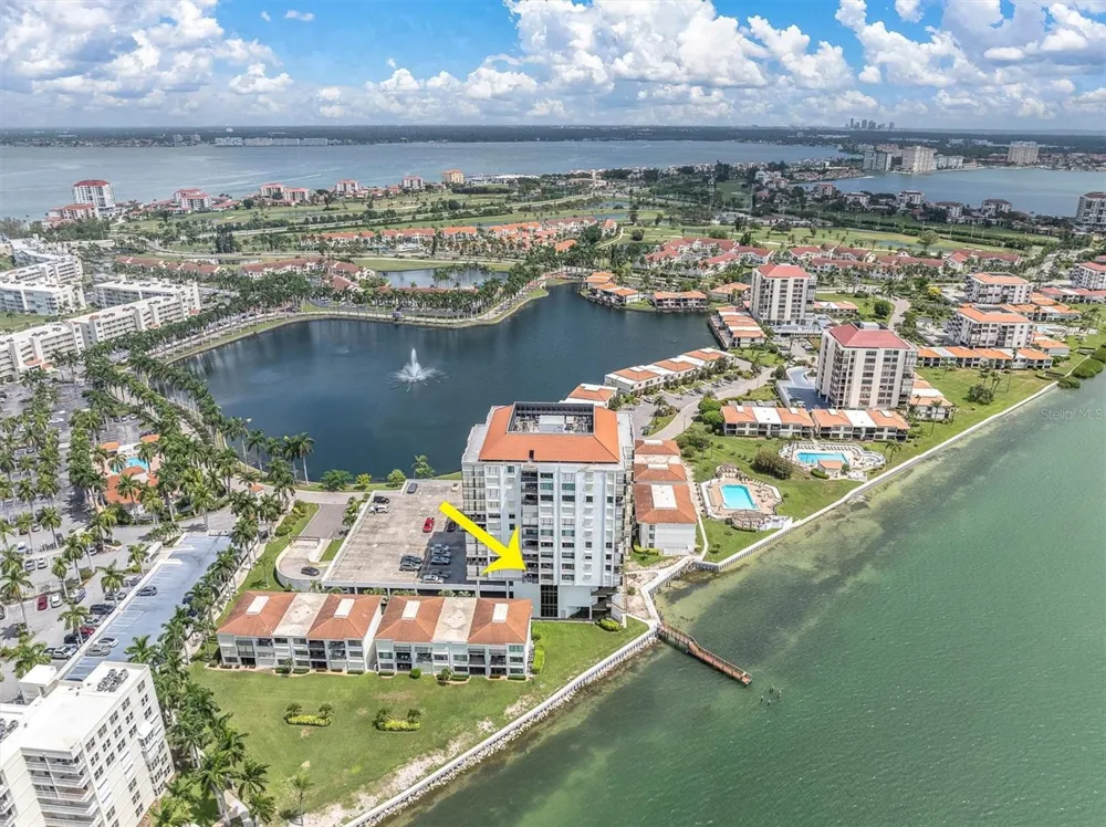 6287 BAHIA DEL MAR CIRCLE #401 St Petersburg, FL 33715