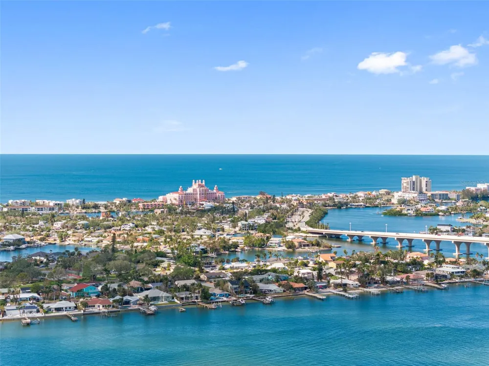 6287 BAHIA DEL MAR CIRCLE #401 St Petersburg, FL 33715