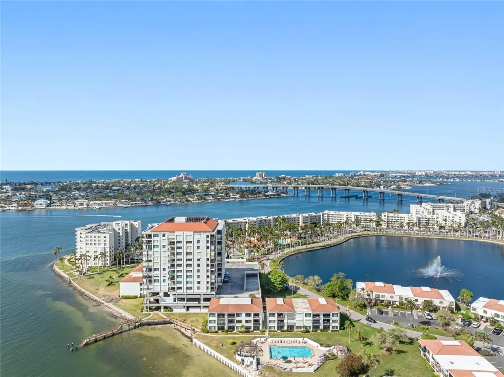 6287 BAHIA DEL MAR CIRCLE #401 St Petersburg, FL 33715