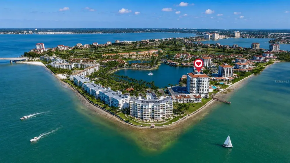 6287 BAHIA DEL MAR CIRCLE #401 St Petersburg, FL 33715