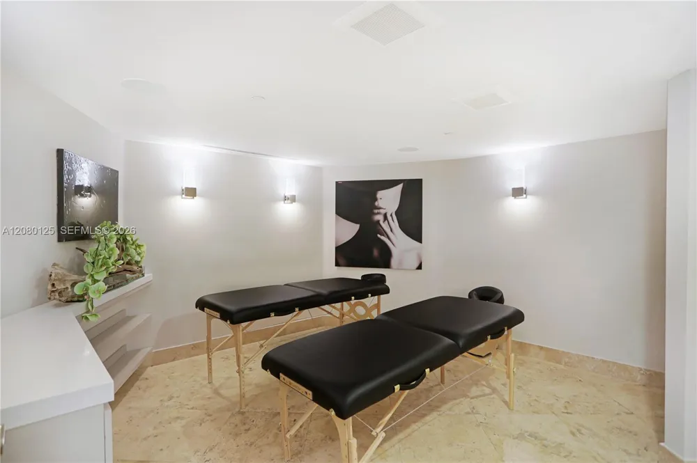 17555 Collins Ave #308 Sunny Isles Beach, FL 33160