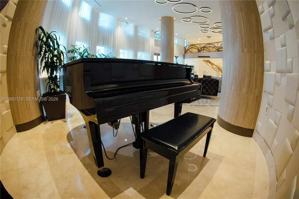 17555 Collins Ave #308 Sunny Isles Beach, FL 33160