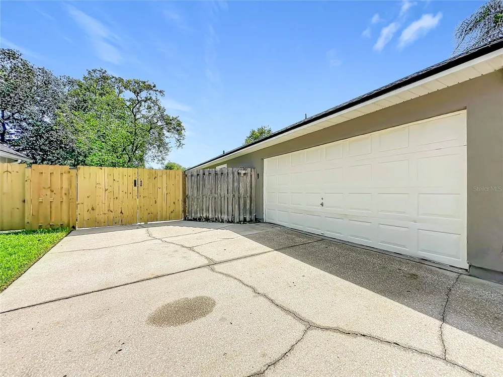420 TWIN OAKS LANE St Johns, FL 32259