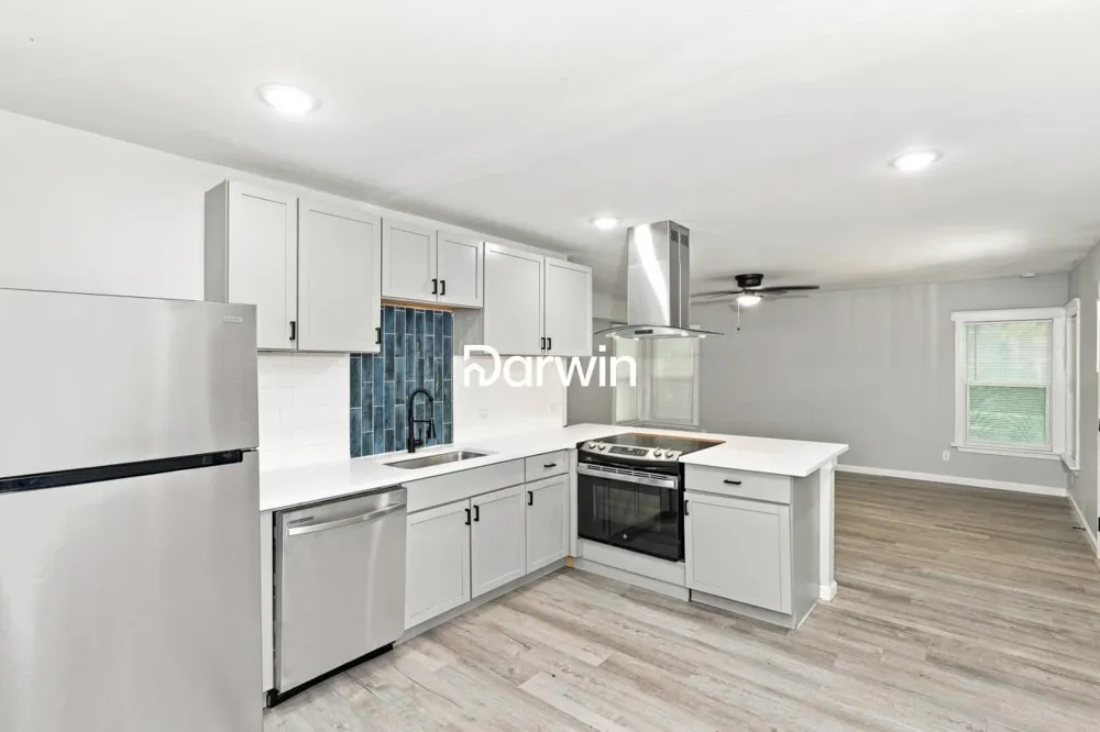 4328 Waits Avenue Fort Worth, TX 76133