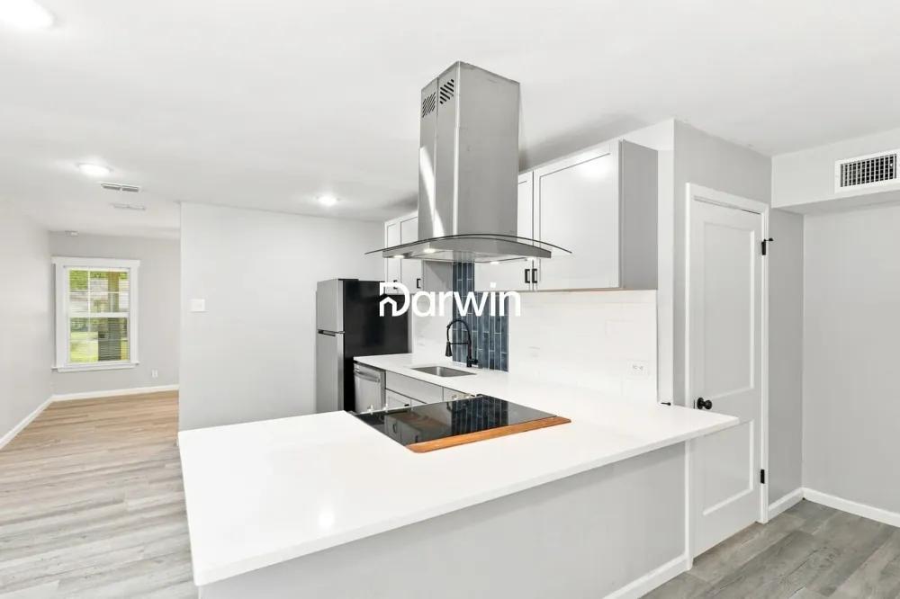 4328 Waits Avenue Fort Worth, TX 76133