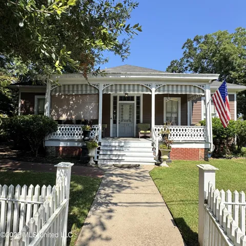 718 Union Street