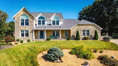 273 Livingston Court