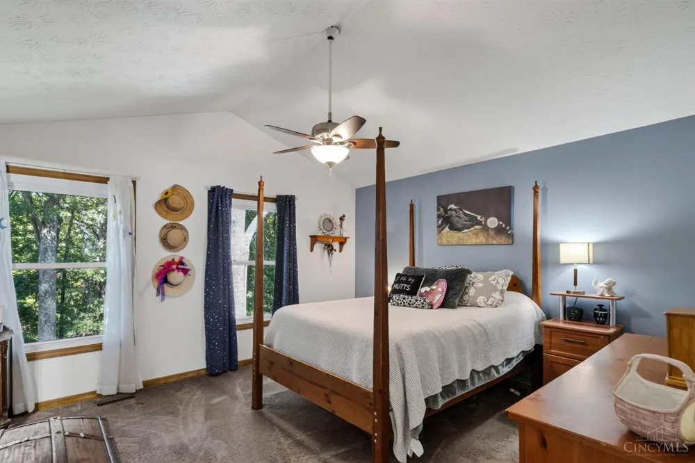20692 Matterhorn Drive Lawrenceburg, IN 47025