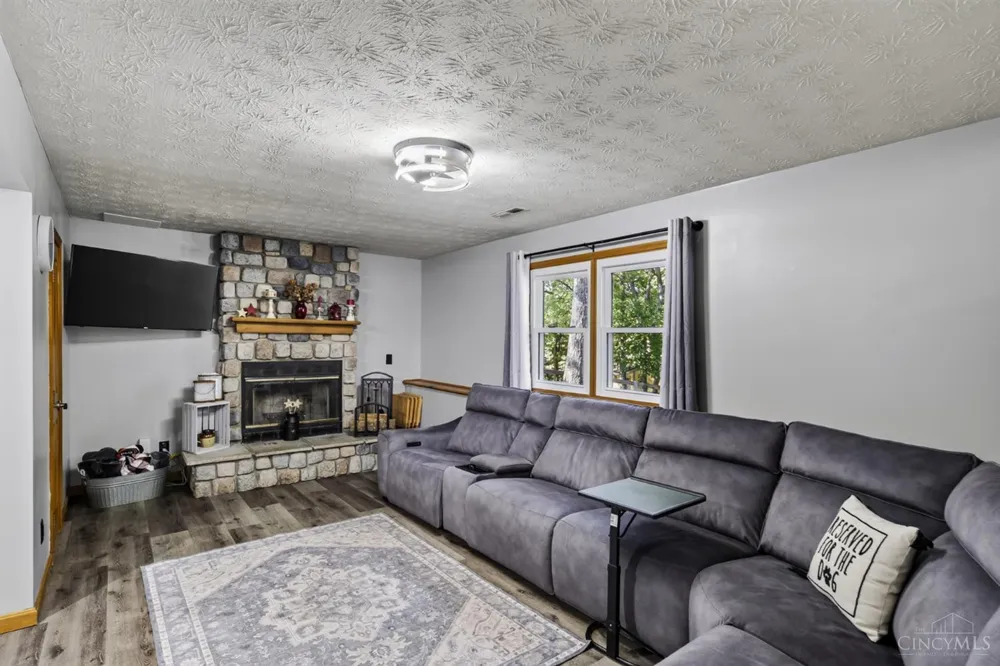 20692 Matterhorn Drive Lawrenceburg, IN 47025