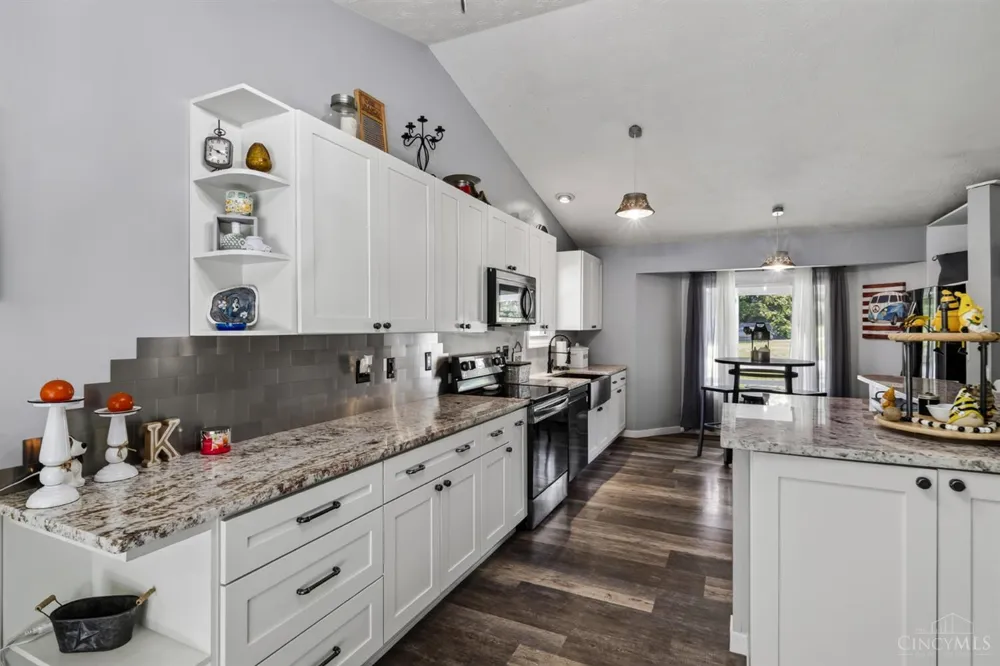 20692 Matterhorn Drive Lawrenceburg, IN 47025