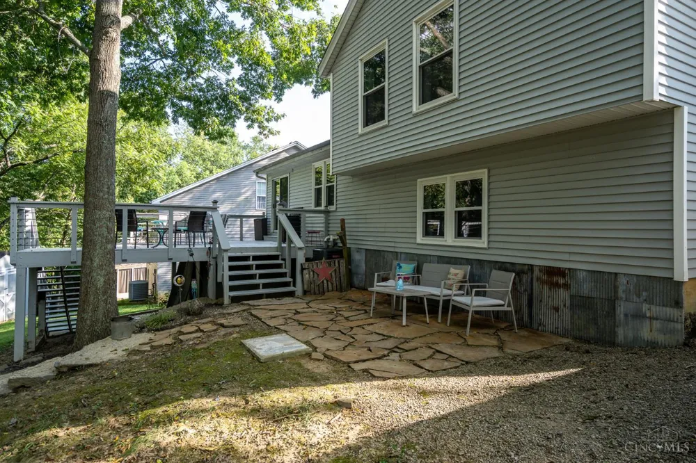 20692 Matterhorn Drive Lawrenceburg, IN 47025
