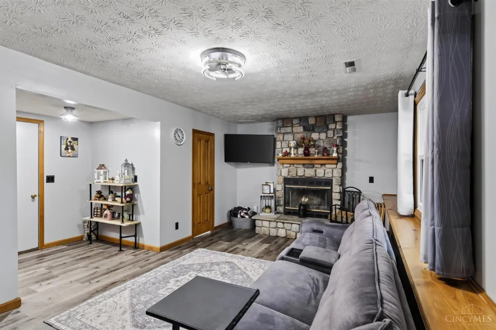 20692 Matterhorn Drive Lawrenceburg, IN 47025