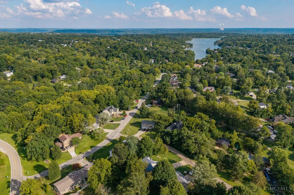 20692 Matterhorn Drive Lawrenceburg, IN 47025