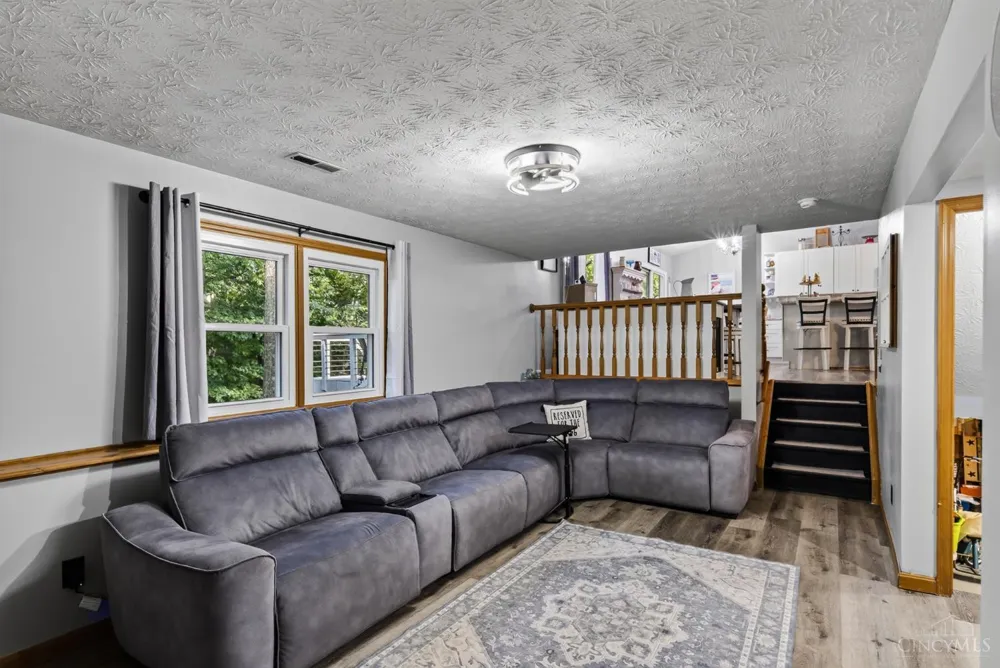 20692 Matterhorn Drive Lawrenceburg, IN 47025