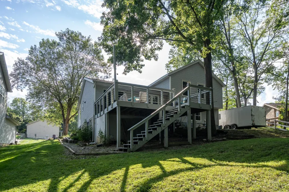 20692 Matterhorn Drive Lawrenceburg, IN 47025