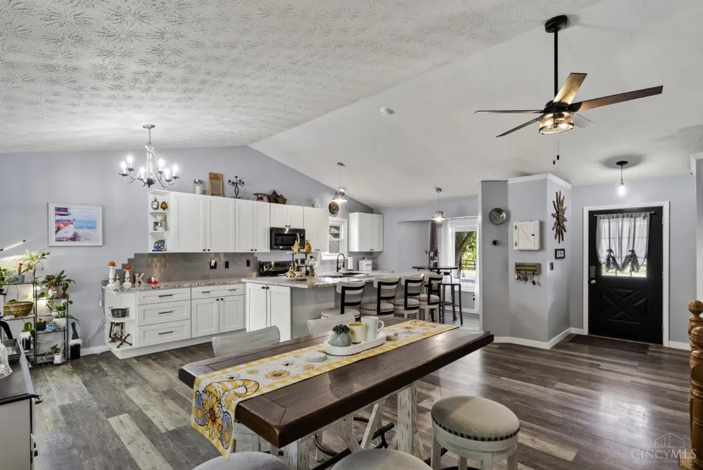 20692 Matterhorn Drive Lawrenceburg, IN 47025
