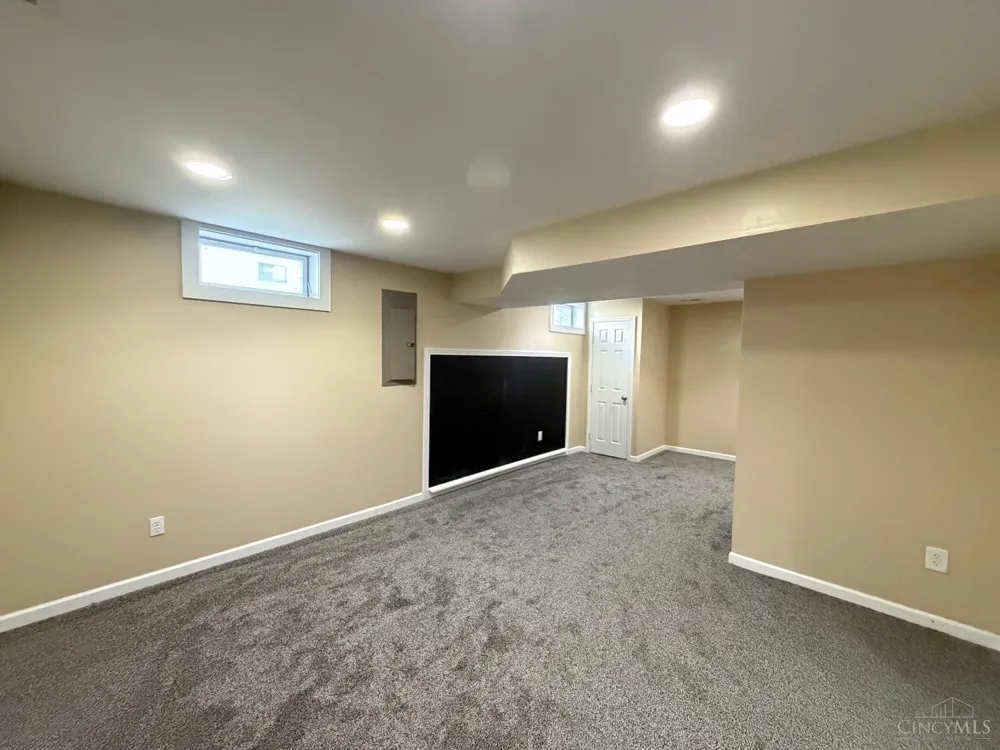 7801 Livingston Court Deerfield, OH 45040