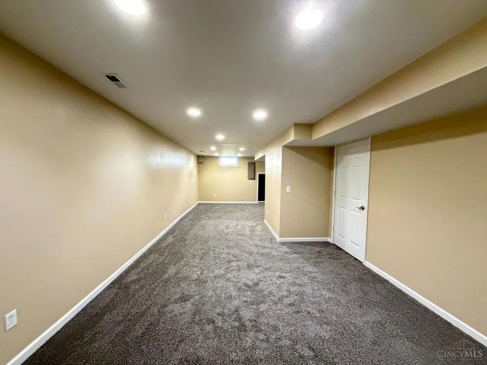 7801 Livingston Court Deerfield, OH 45040
