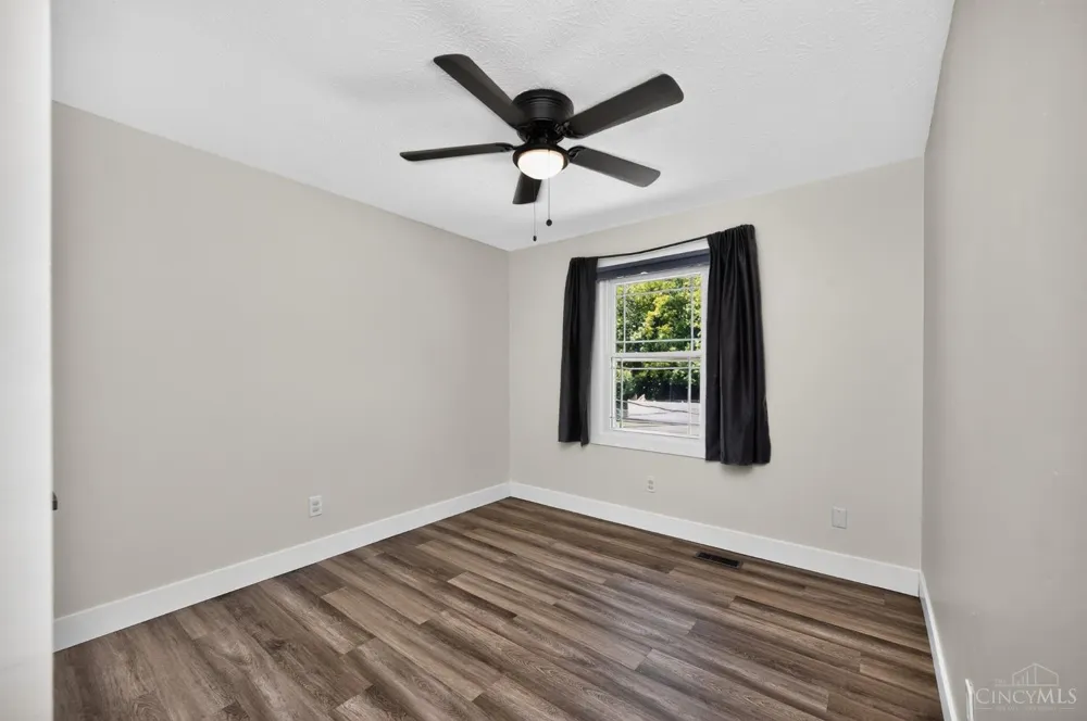 2733 Bradford Drive Middletown, OH 45044