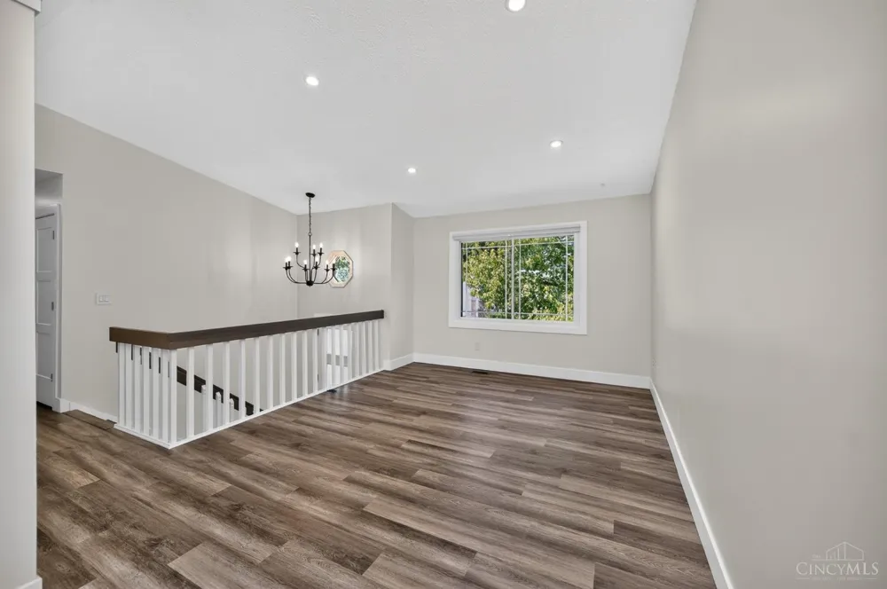 2733 Bradford Drive Middletown, OH 45044