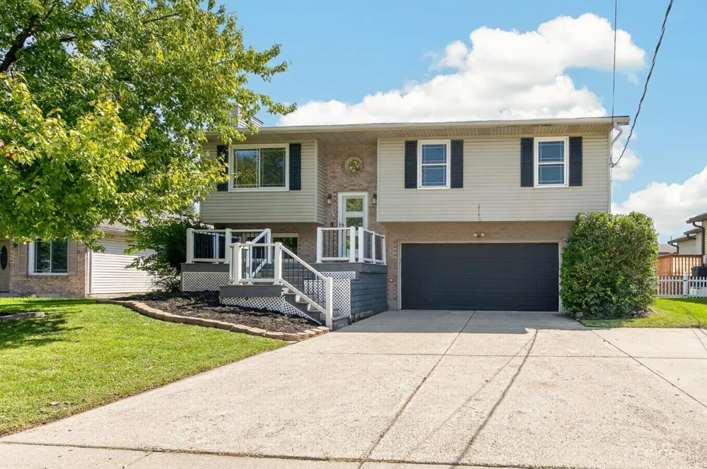2733 Bradford Drive Middletown, OH 45044