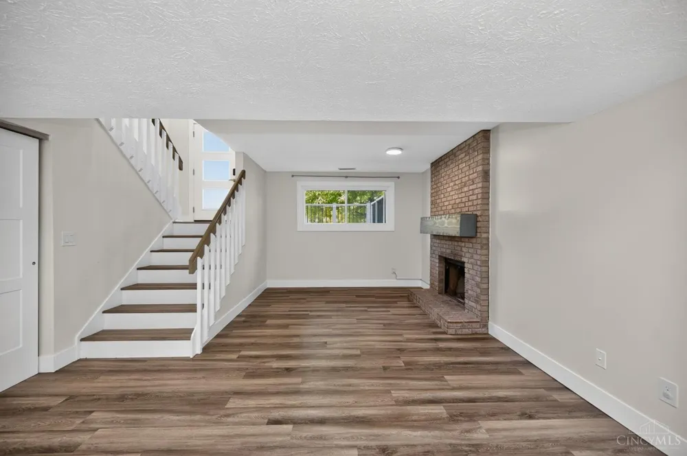 2733 Bradford Drive Middletown, OH 45044